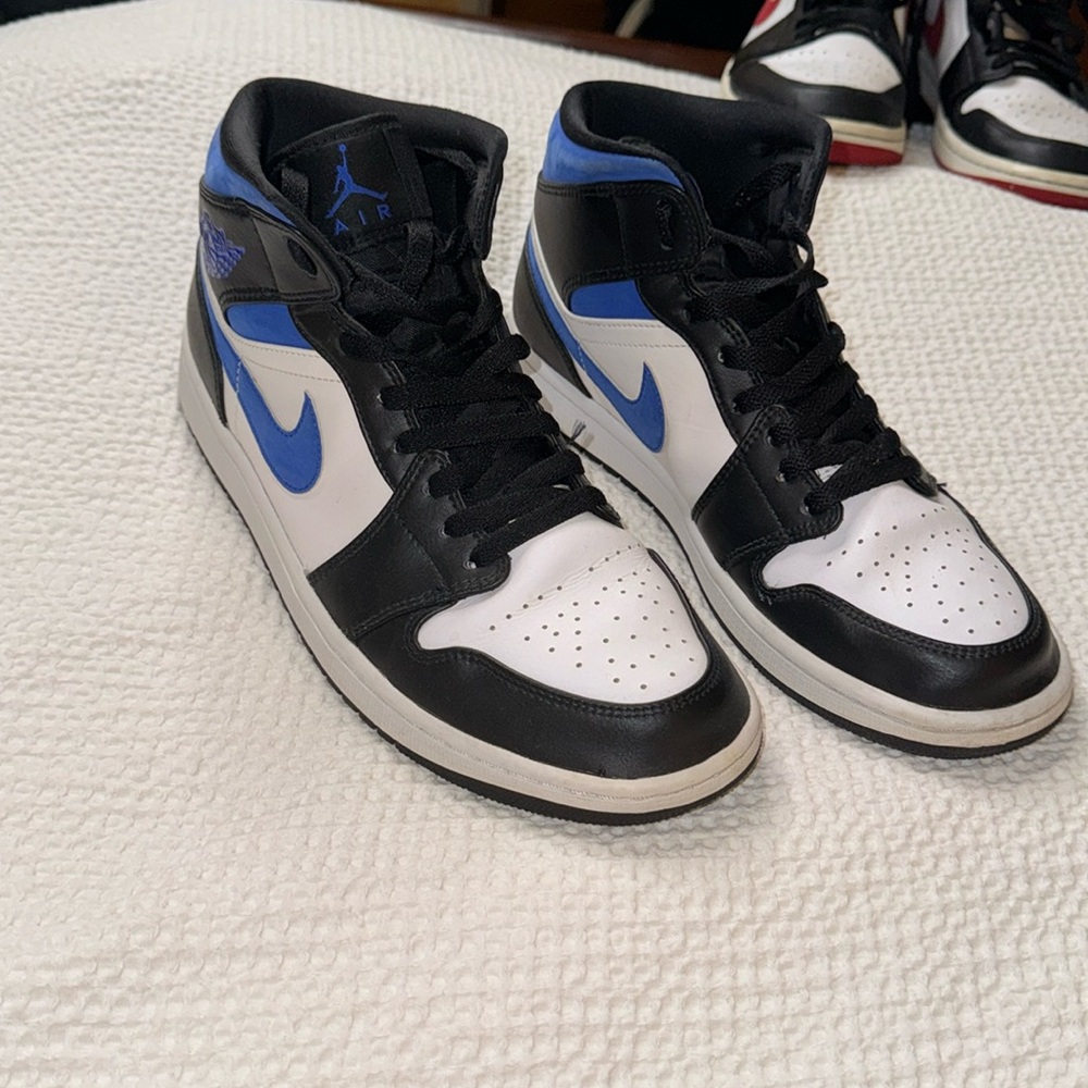 Air Jordan 1 Mid Racer blue